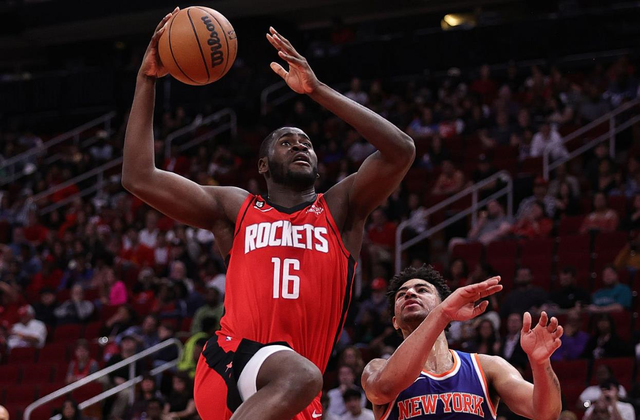 关于游泳热身赛焦点战：闽南迅豹队强势横扫岭东巨龙队，新星闪耀。边后卫成为亮点的信息-kaiyun体育登录入口